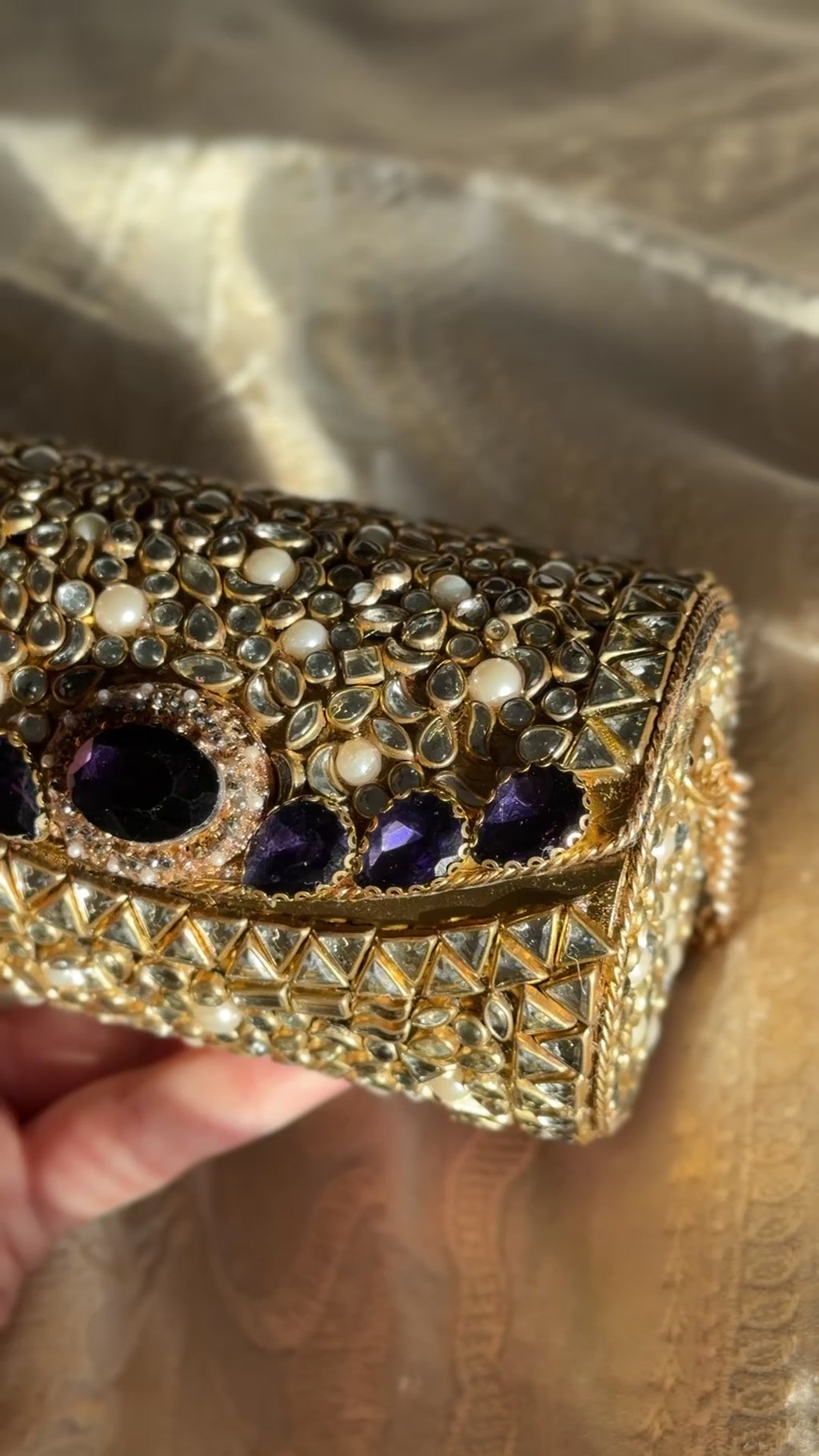 kundan cylindrical clutch