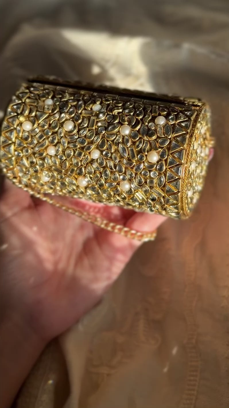 kundan cylindrical clutch